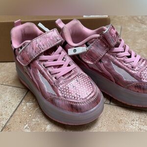 Girls pink rechargeable Pink Light-Up roller skate Shoes size 12